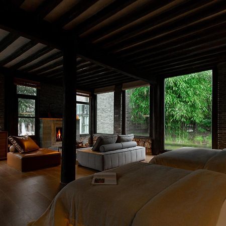Adonis Inn Lijiang Lijiang  Zewnętrze zdjęcie