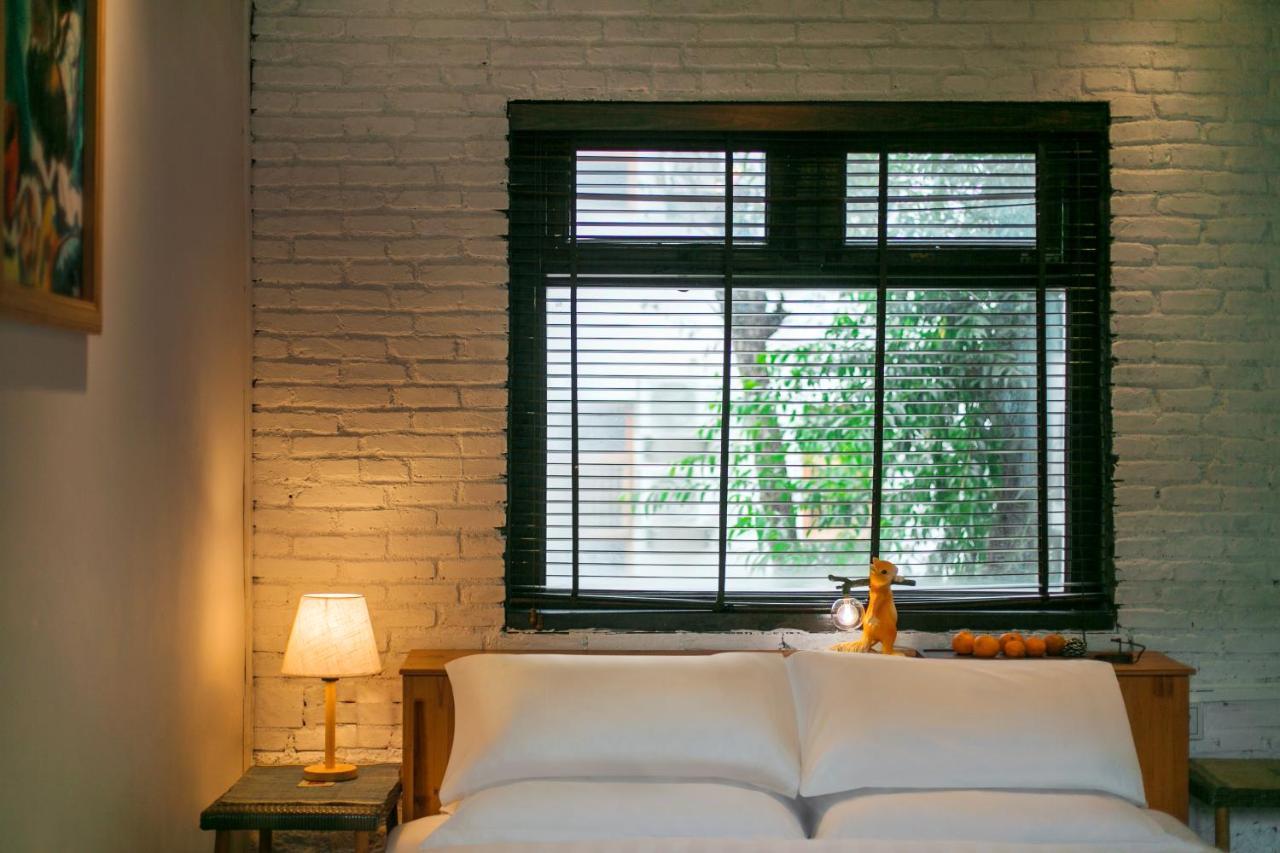 Adonis Inn Lijiang Lijiang  Zewnętrze zdjęcie